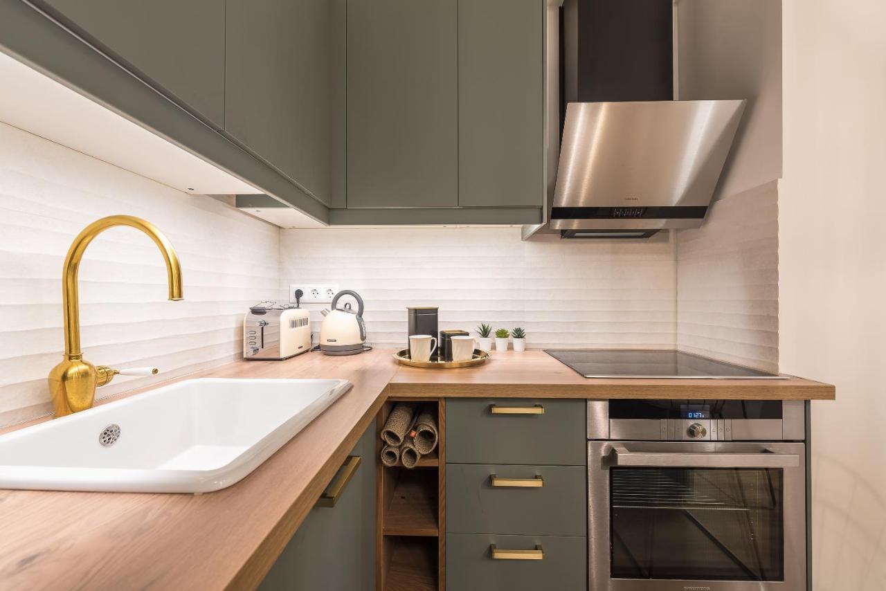 Chic And Comfort Home In Central Athene Buitenkant foto