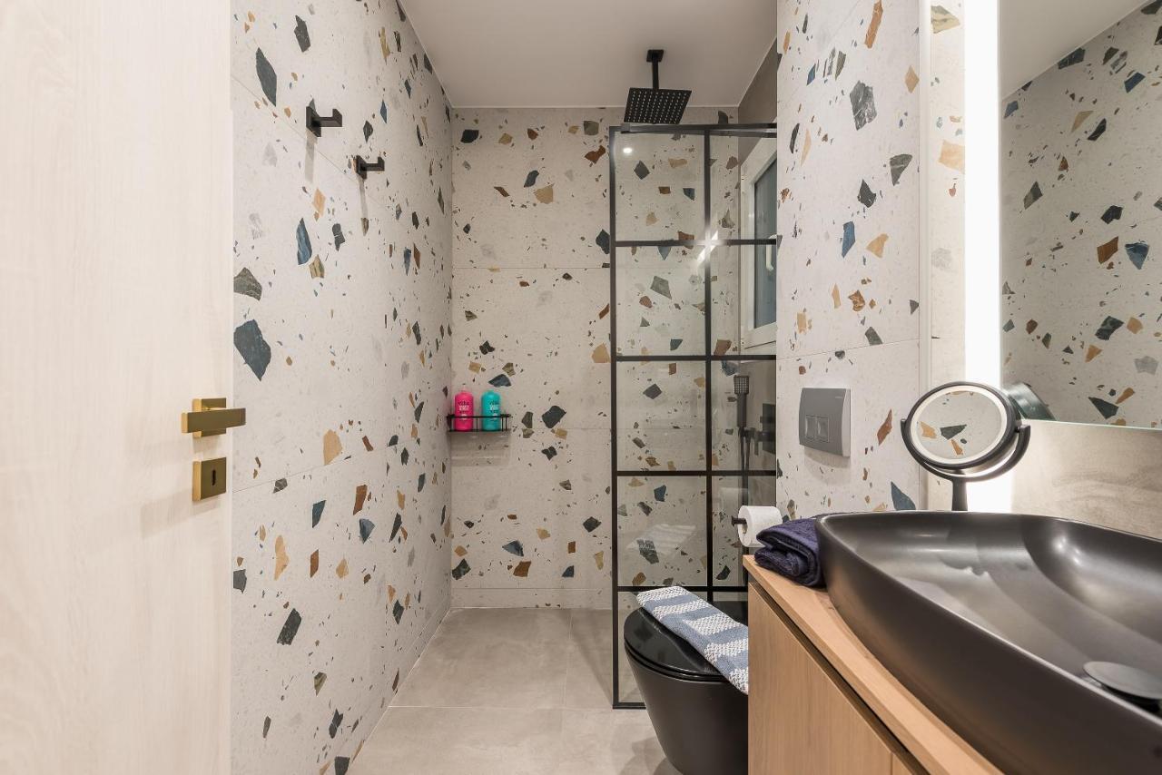 Chic And Comfort Home In Central Athene Buitenkant foto