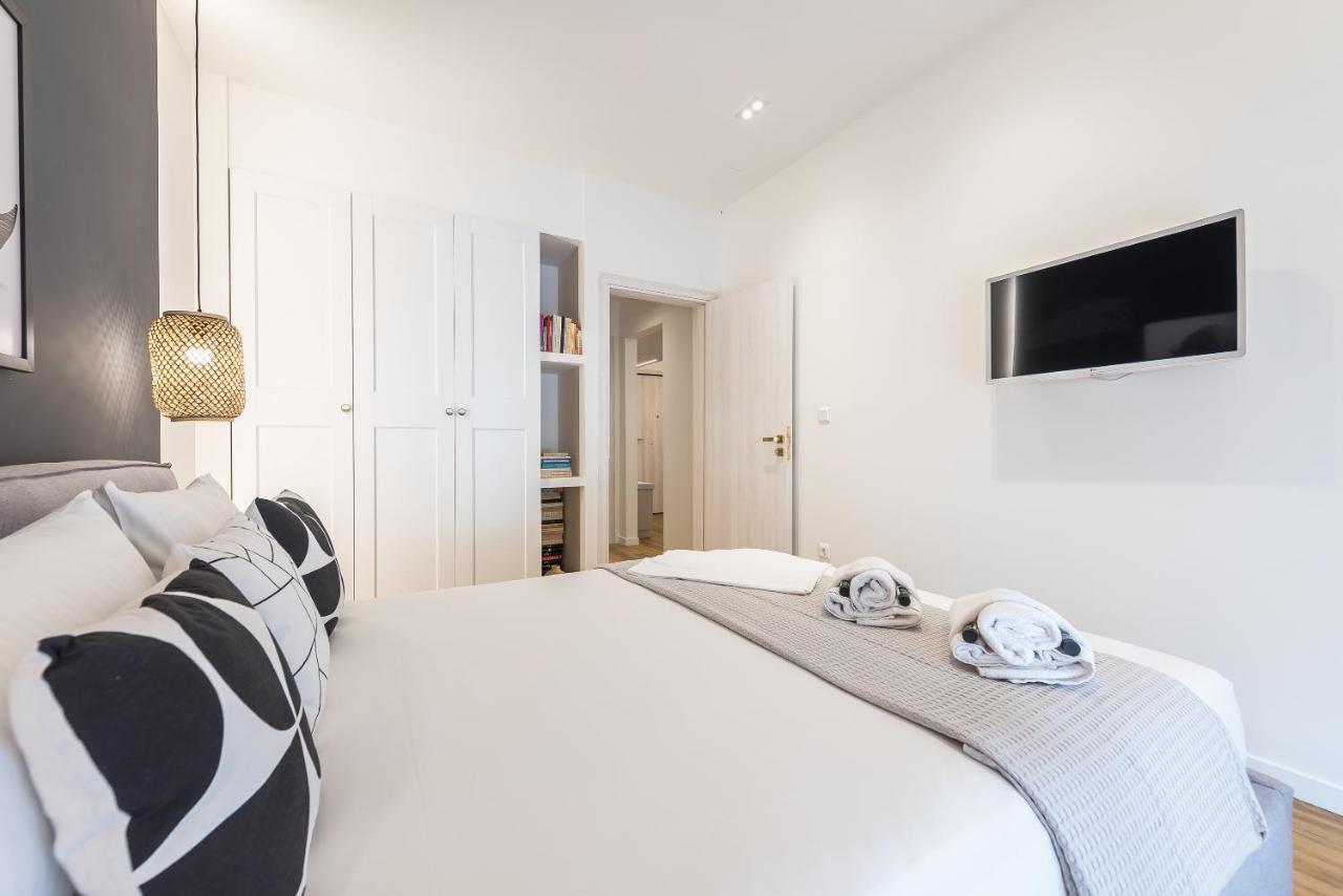 Chic And Comfort Home In Central Athene Buitenkant foto
